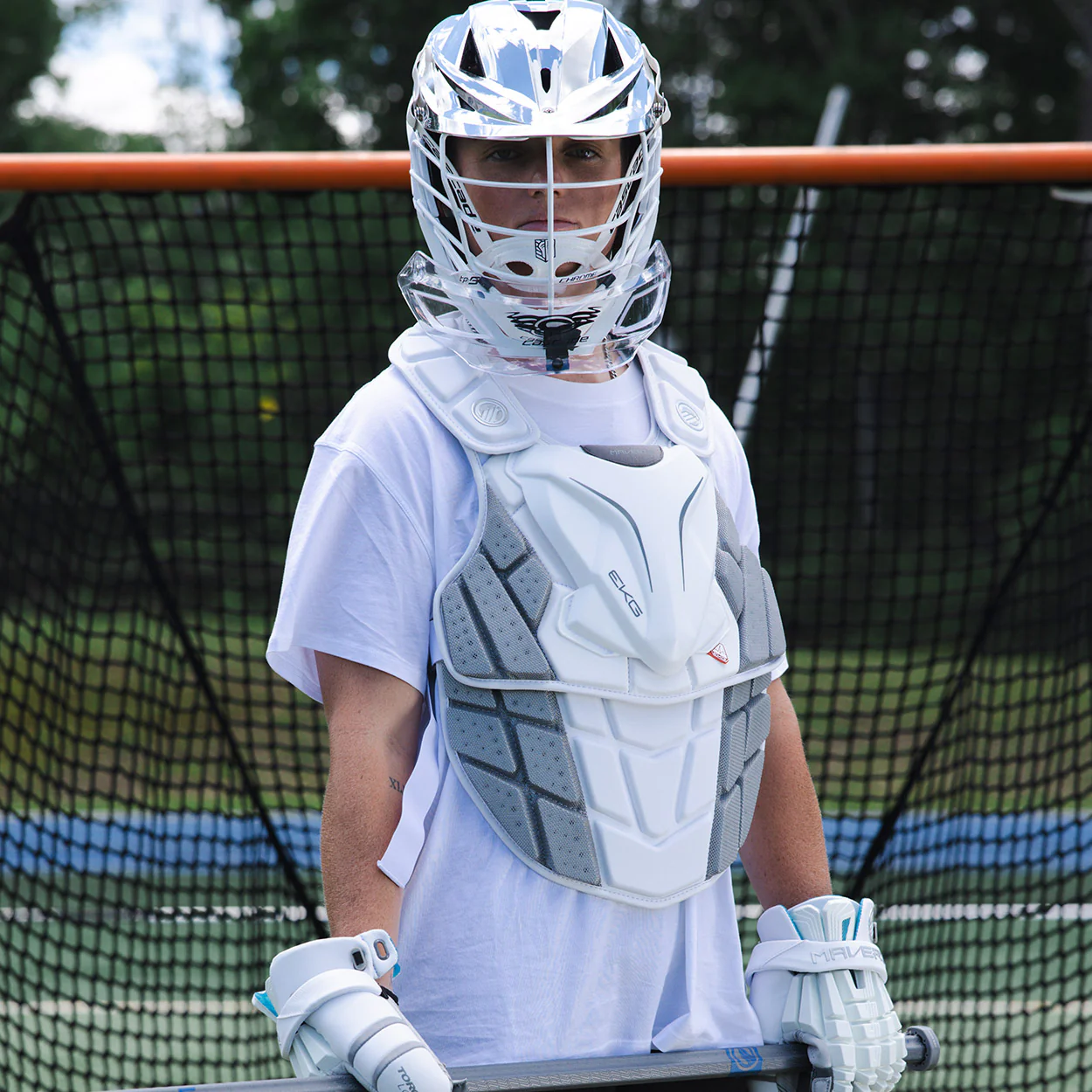 SHIFT EKG GOALIE CHEST PAD - Image 4