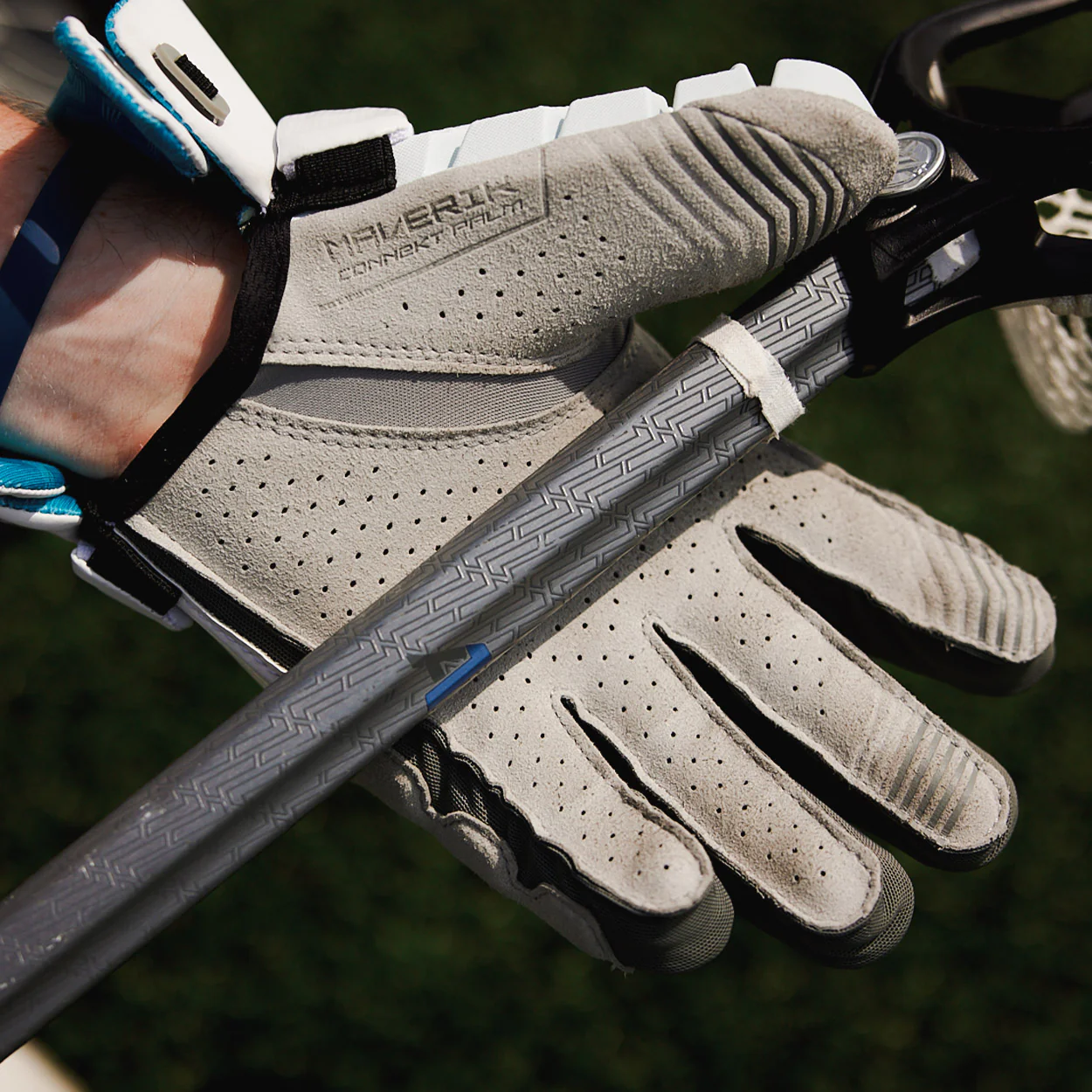 SHIFT PLAYER GLOVE - Image 11